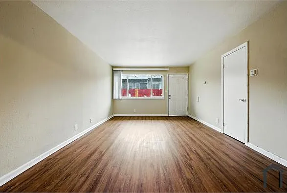 7123 Holly St #A — Photo 11
