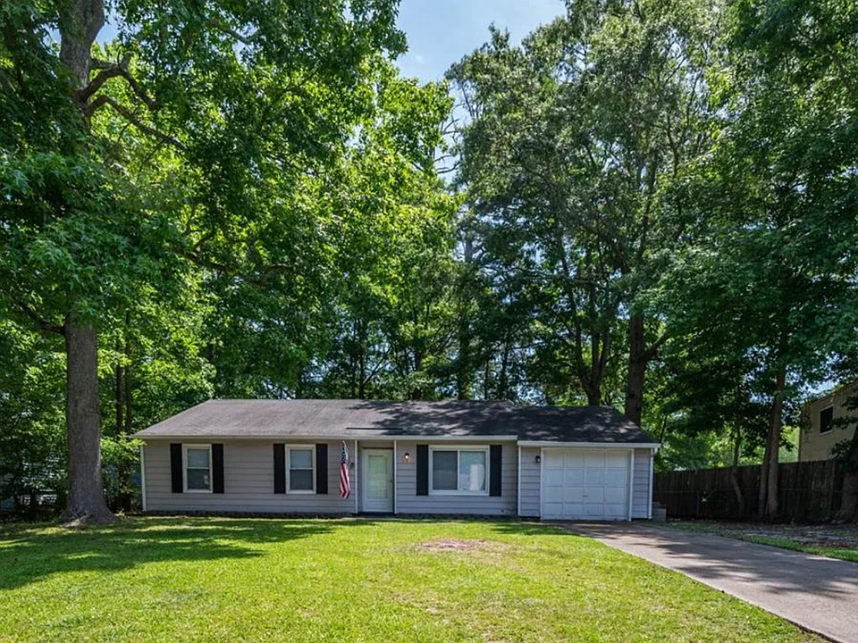 7 Old Church Cir