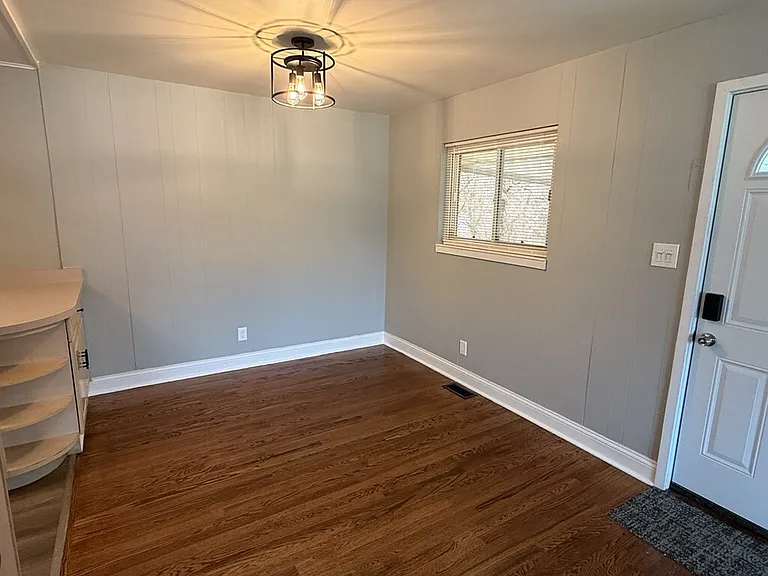 8862 Zodiac Dr — Photo 5