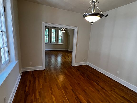 3rd image of 603 N Davis Ave APT 3