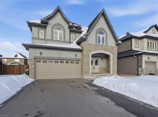 107 Dolomiti Ct, Hamilton, ON L0R 1P0
