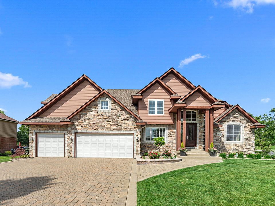 1st image of 902 Kendall Ct