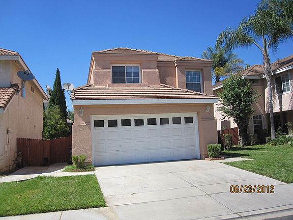 2nd image of 821 Oakhurst Dr