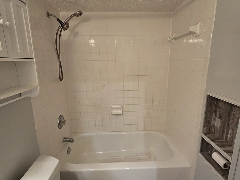 35120 Whispering Oaks Blvd — Photo 13