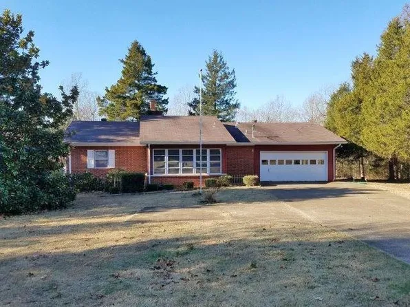 4 Menominee Dr, Cherokee Village, AR 72529