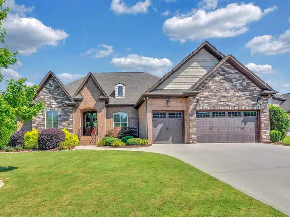 108 Stone Gate Dr, Duncan, SC 29334