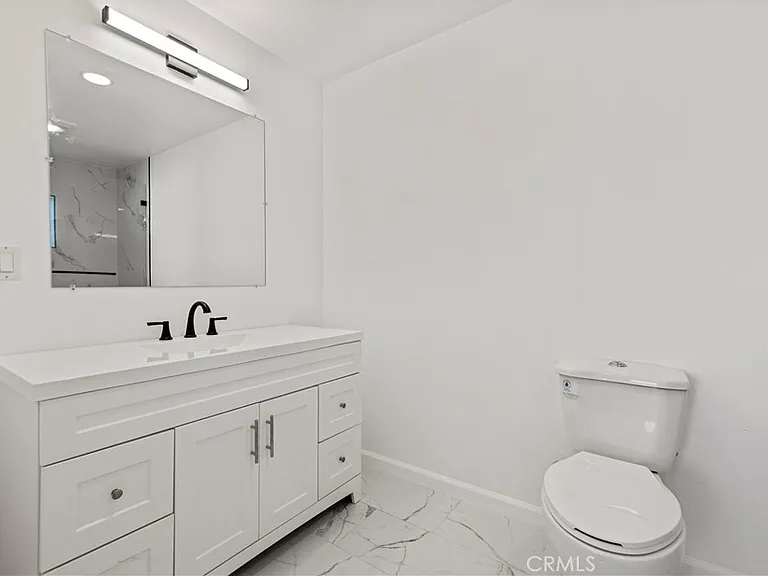 11549 Kagel Canyon St — Photo 35