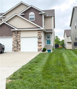 231 Pointe Ln, Raymore, MO, 64083