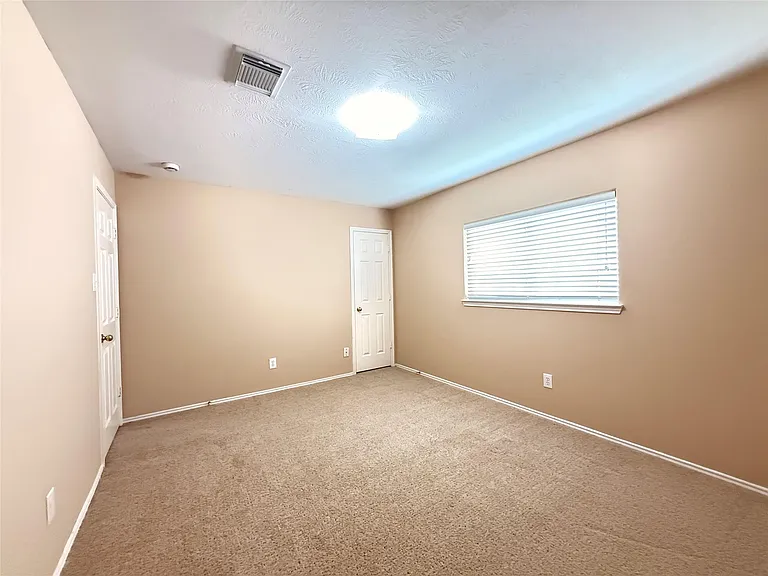 2623 Marble Manor Ln — Photo 32