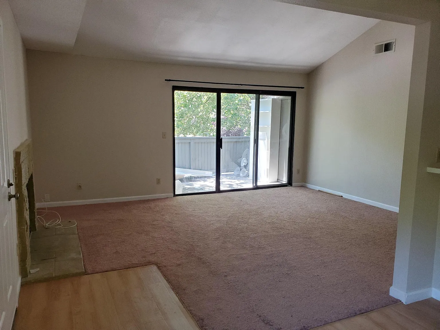 2508 La Terrace Cir — Photo 2