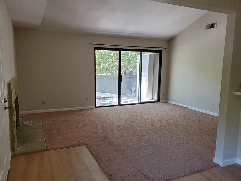 2508 La Terrace Cir — Photo 2