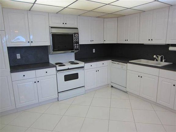 1801 S Kitchen #1