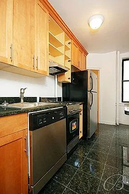 Sold by Bellmarc Realty | media 1