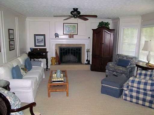 5th image of 3292 Allegheny Dr