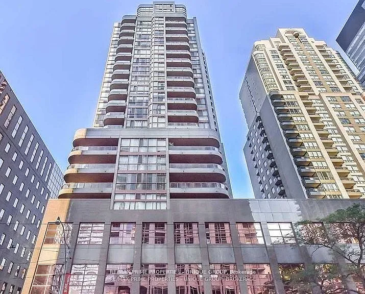 736 Bay St #512 — Photo 1