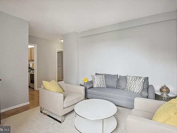 2nd image of 4515 Willard Ave APT 2120S