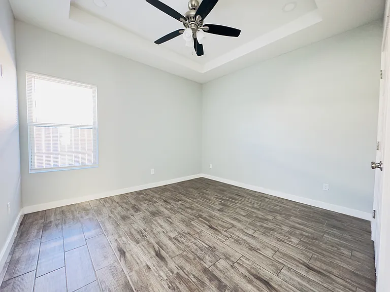 912 W Kohala Ave #2 — Photo 9