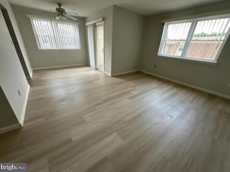 5 Florence Tollgate Pl #7 — Photo 3