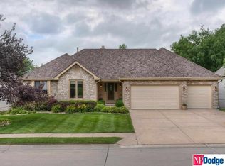5726 S 169th St, Omaha, NE 68135