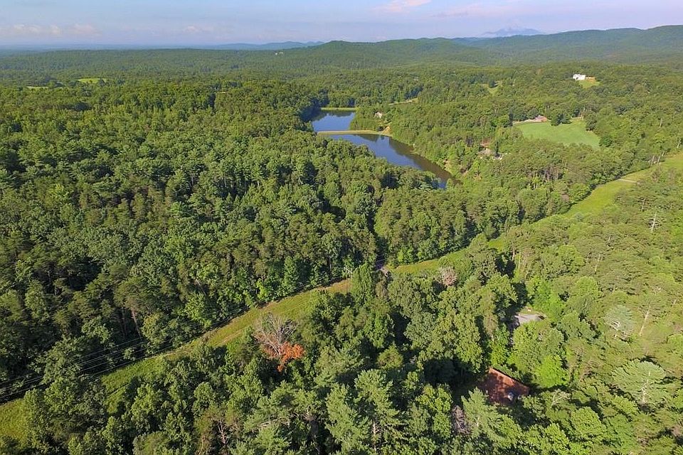 1st image of 1400 Deer Trail Lakes Dr