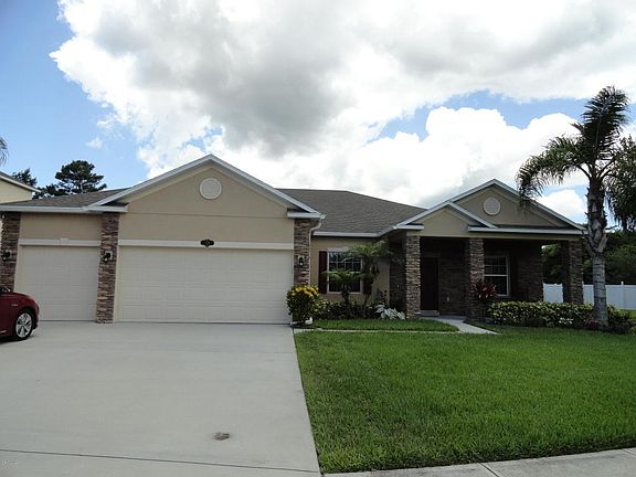 2nd image of 576 L M Davey Ln