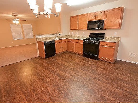 5th image of 19842 Creston Cove Ct