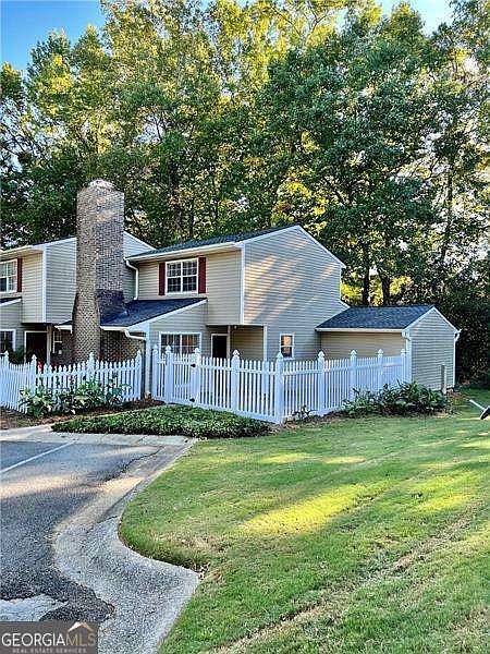 1st image of 555 Picketts Bend Ct