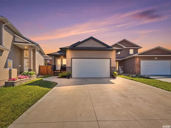 311 Lehrer MANOR, Saskatoon, SK S7R 0L4