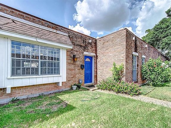 4th image of 7852 Leonora St #11
