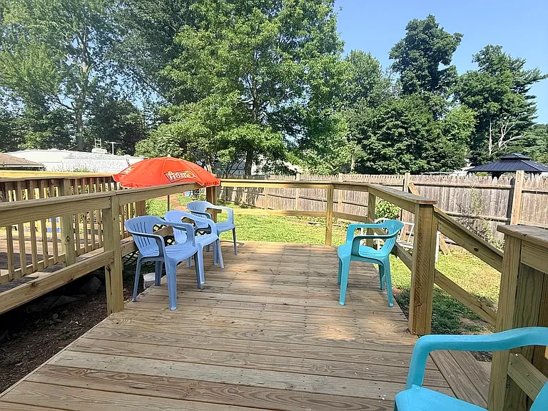 191 E Side Dr — Photo 8