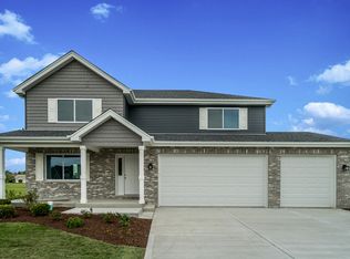 26400 S Justin Dr, Channahon, IL 60410