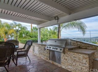 14209 Oakley Dr, Riverside, CA 92503