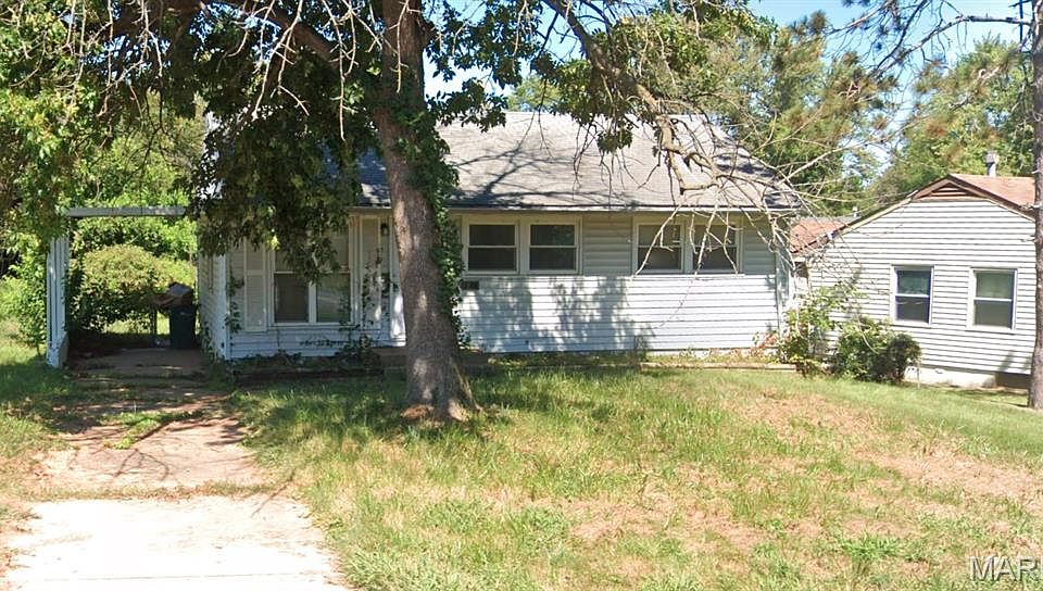 1st image of 345 Cameron Rd