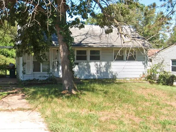 345 Cameron Rd, Saint Louis, MO 63137