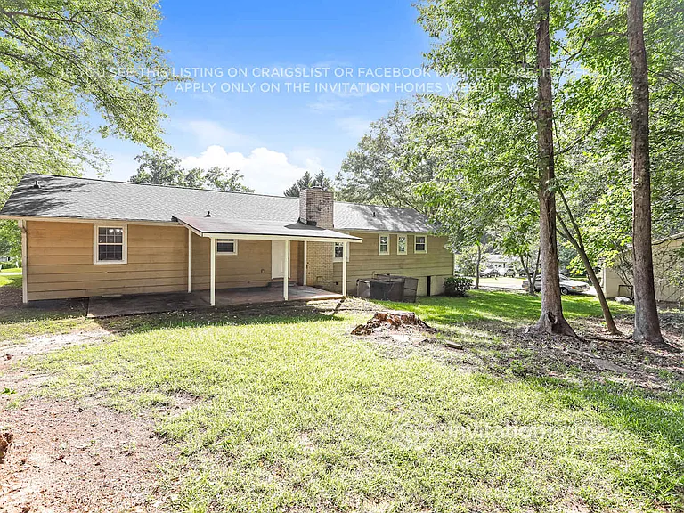 2396 Shire Ct — Photo 16