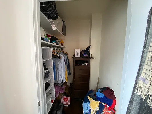 Rented by Mdays Realty | media 25