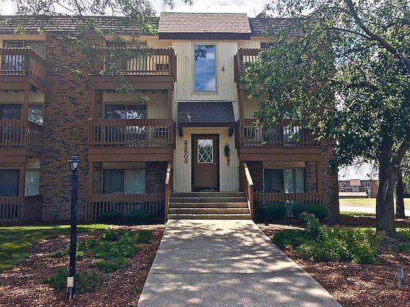 5th image of 22508 Jackson Ct APT 1F