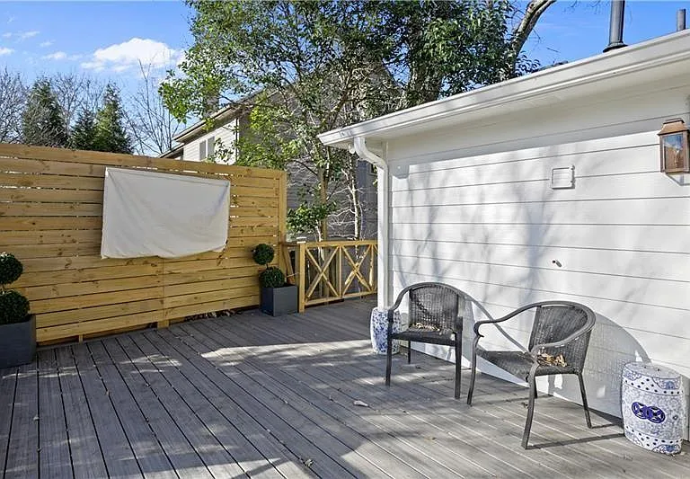 105 Spruell Springs Rd — Photo 32