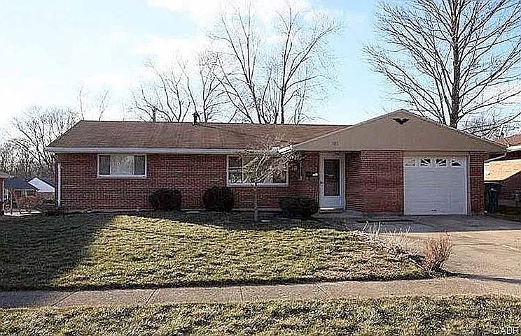 1st image of 105 Catalpa Dr