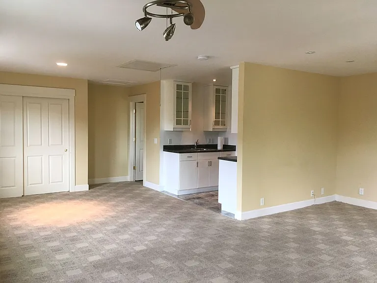 1712 Lawler St #B — Photo 7