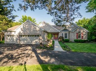 11 Oak Valley Dr, Washington, MO 63090