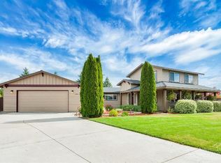 2024 NW 19th Pl, Redmond, OR