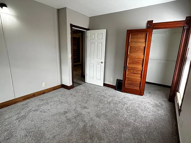 647 Woodward Ave — Photo 3