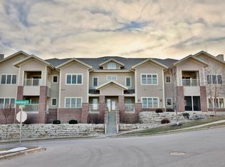 9067 Hawks Reserve Ln #201, Verona, WI 53593