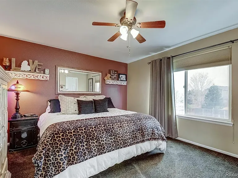 5542 S Valdai Way — Photo 4