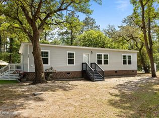 128 Caswell Dr, Newport, NC 28570