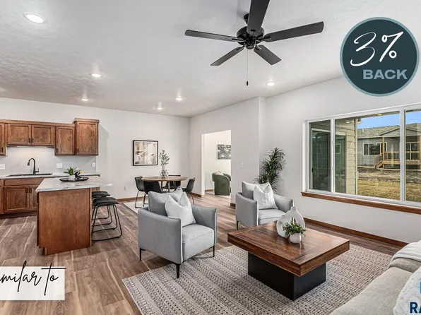 8008 E Marana St, Sioux Falls, SD 57110