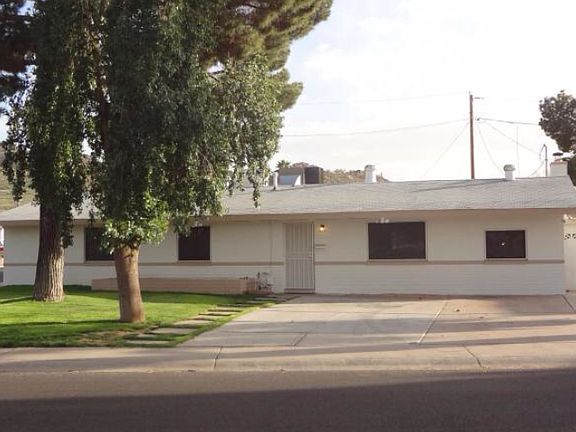 5th image of 2313 E Claire Dr