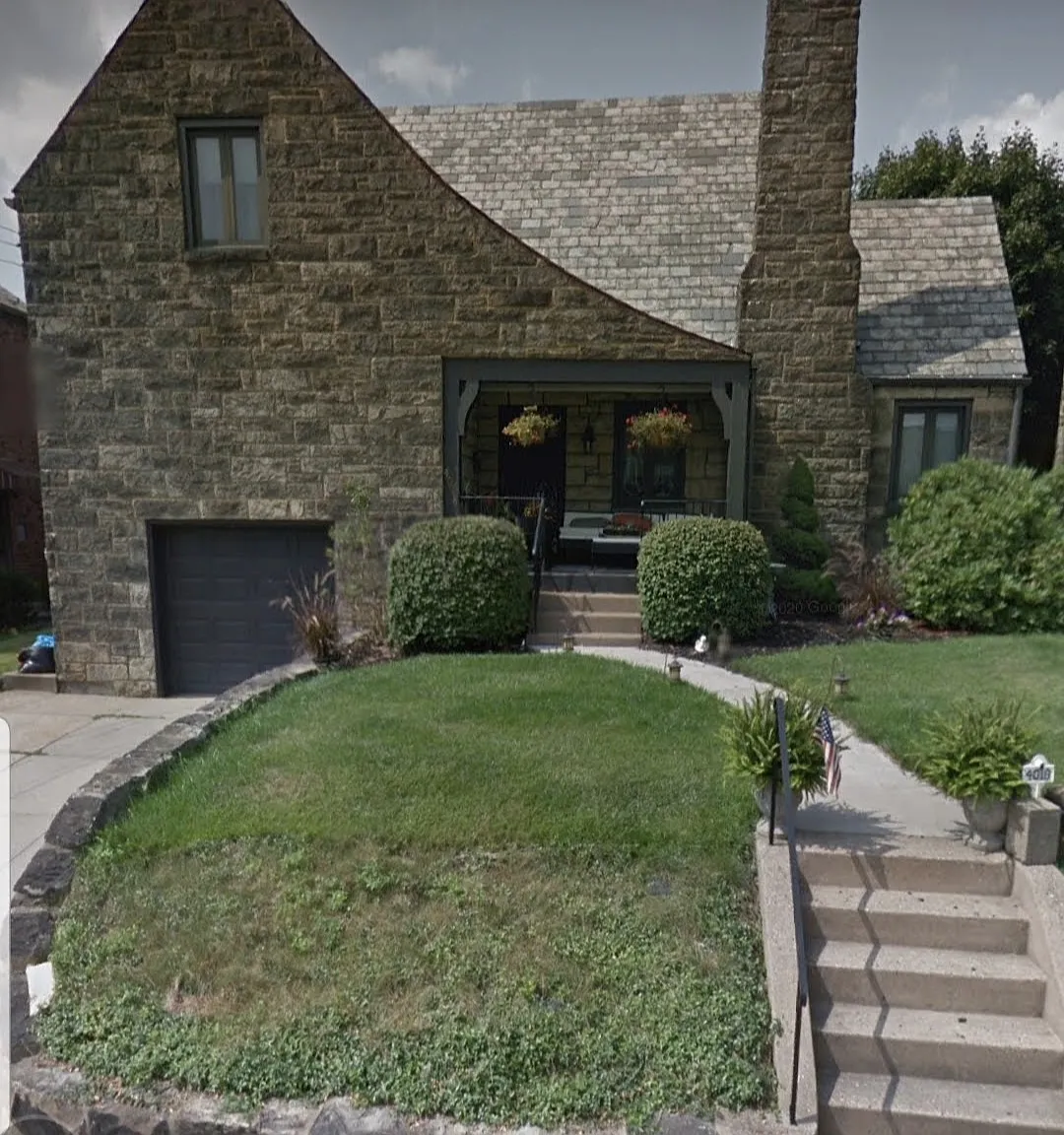 3 bed, 2.5 bath, 1920 sqft, $1,975 — Photo 1