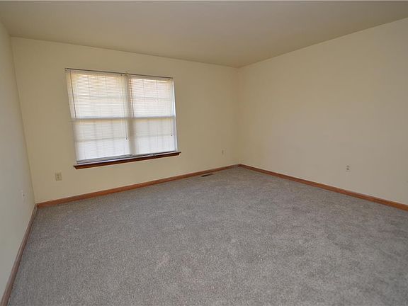 2nd image of 2765 Tamlynn Ln